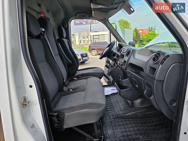 Грузовой фургон Renault Master 2012 в Хмельницком