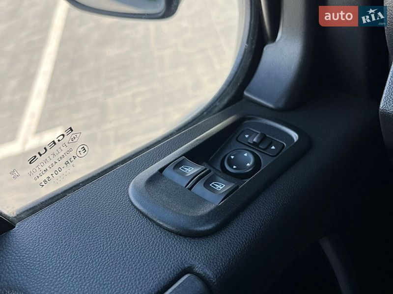 Вантажний фургон Renault Master 2023 в Луцьку