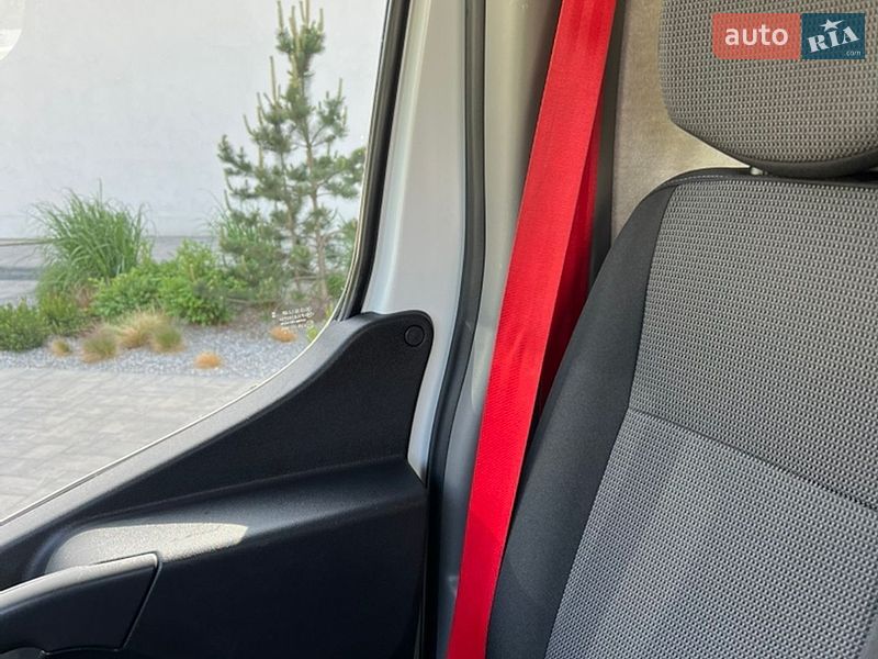 Вантажний фургон Renault Master 2023 в Луцьку