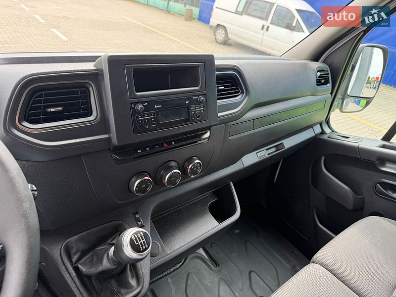 Тентованый Renault Master 2021 в Дубно