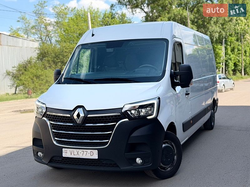 Вантажний фургон Renault Master 2021 в Рівному