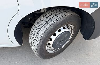 Вантажний фургон Renault Master 2021 в Рівному
