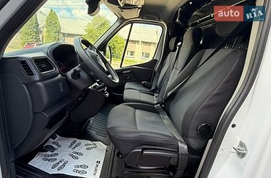 Вантажний фургон Renault Master 2021 в Рівному
