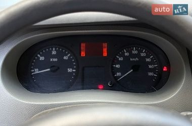 Мінівен Renault Master 2008 в Вараші