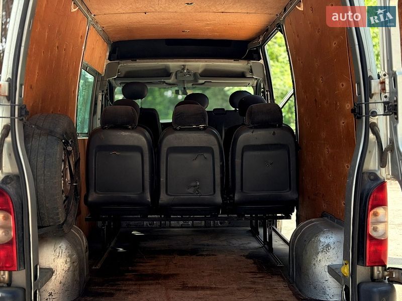 Мінівен Renault Master 2008 в Вараші
