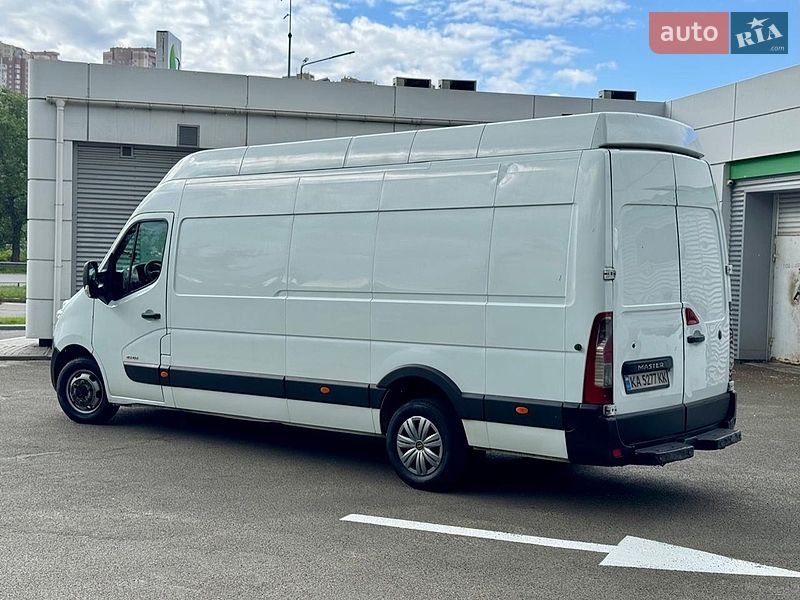 Грузовой фургон Renault Master 2015 в Киеве
