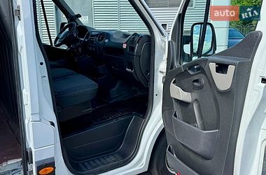 Грузовой фургон Renault Master 2015 в Киеве