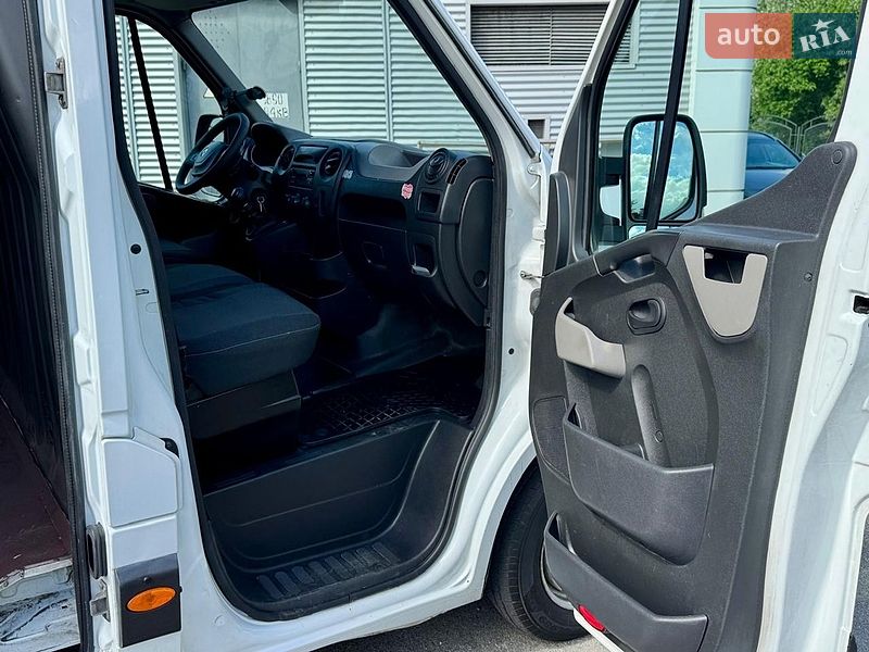 Грузовой фургон Renault Master 2015 в Киеве