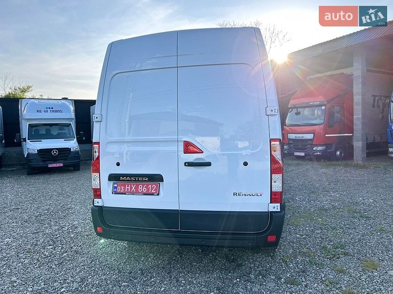Вантажний фургон Renault Master 2023 в Хусті