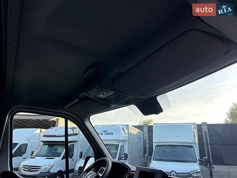 Вантажний фургон Renault Master 2023 в Хусті