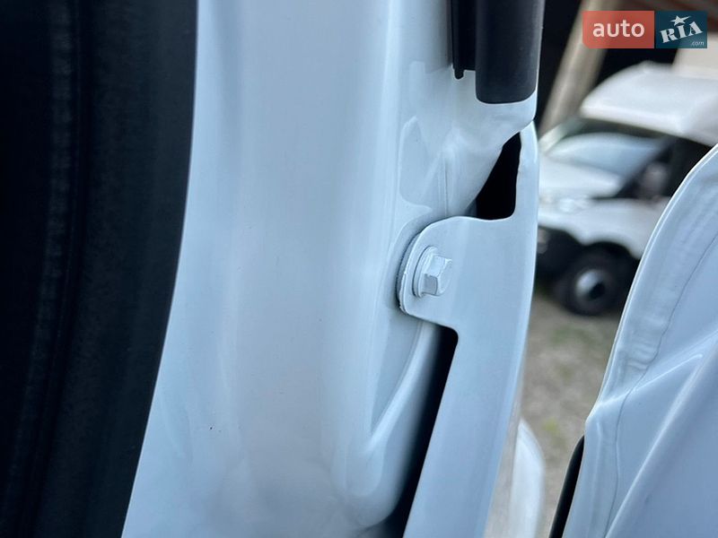 Вантажний фургон Renault Master 2023 в Хусті