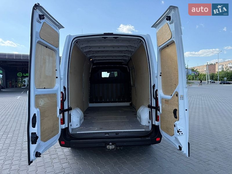 Грузовой фургон Renault Master 2019 в Луцке