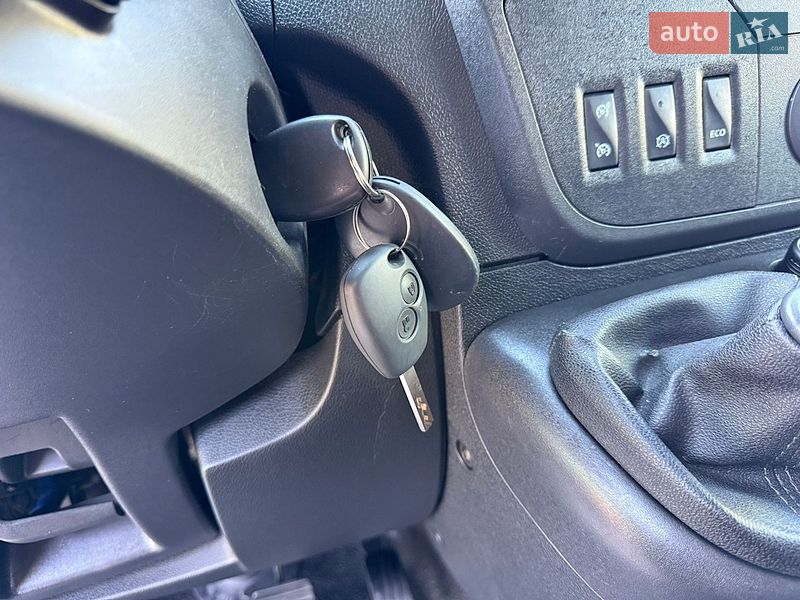 Грузовой фургон Renault Master 2019 в Луцке