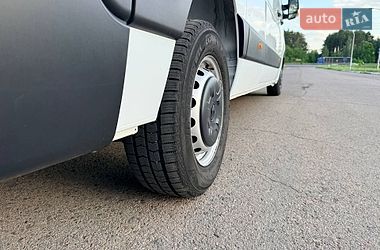 Грузовой фургон Renault Master 2023 в Киеве