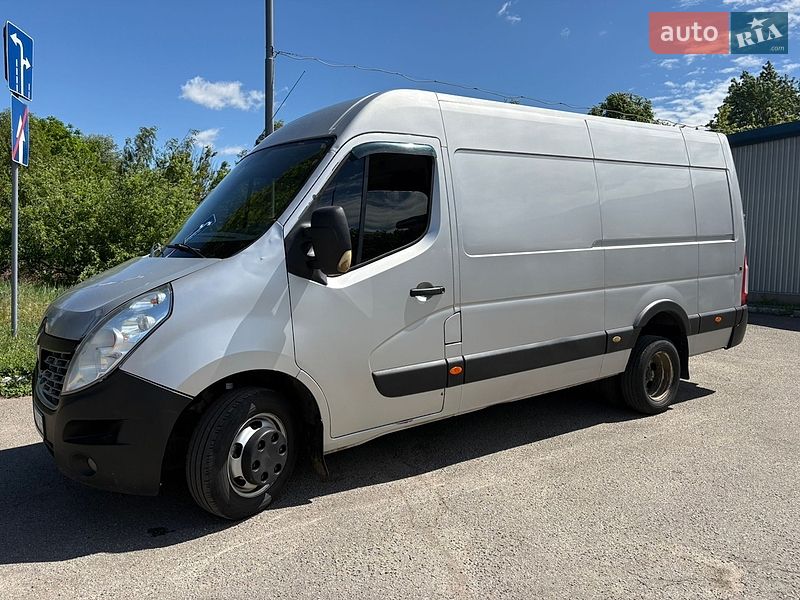 Вантажний фургон Renault Master 2018 в Чернігові