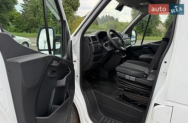 Вантажний фургон Renault Master 2022 в Радивиліві
