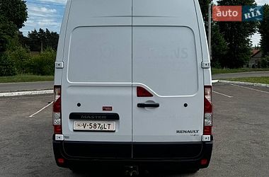 Вантажний фургон Renault Master 2018 в Рівному