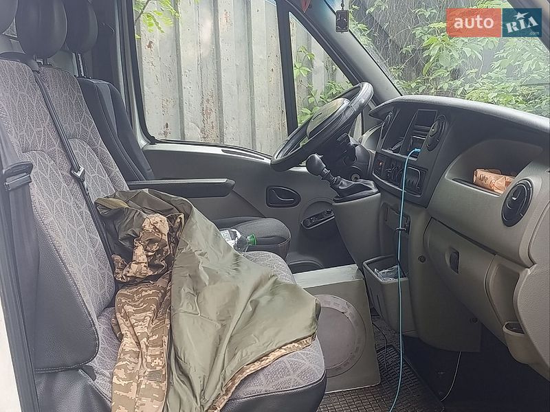 Грузовой фургон Renault Master 2008 в Киеве