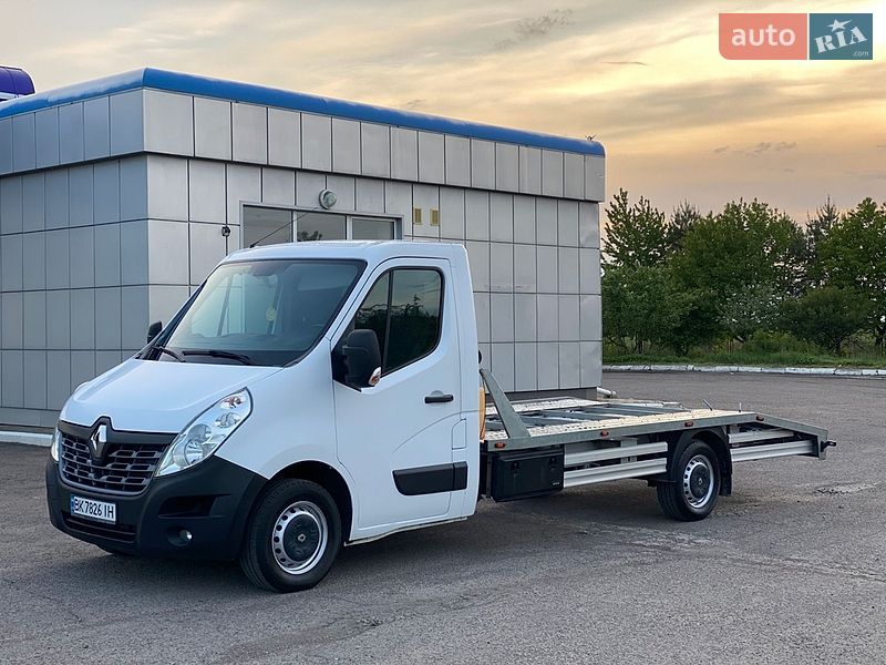 Евакуатор Renault Master 2018 в Радивиліві