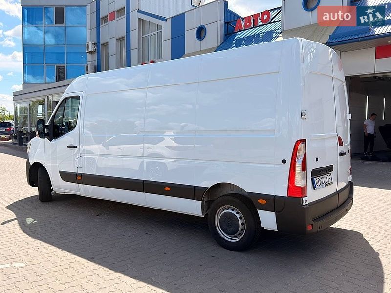 Вантажопасажирський фургон Renault Master 2022 в Полтаві