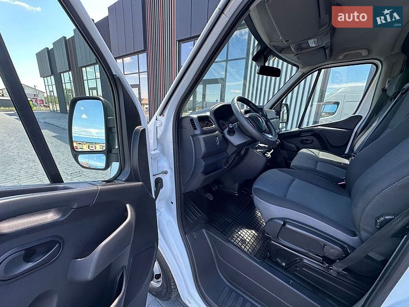 Вантажний фургон Renault Master 2021 в Ковелі