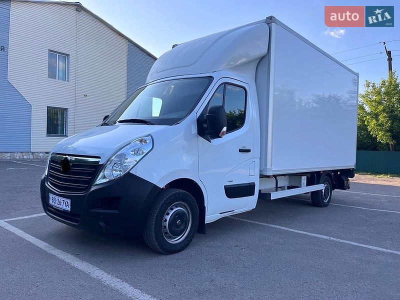 Вантажний фургон Renault Master 2017 в Дубні