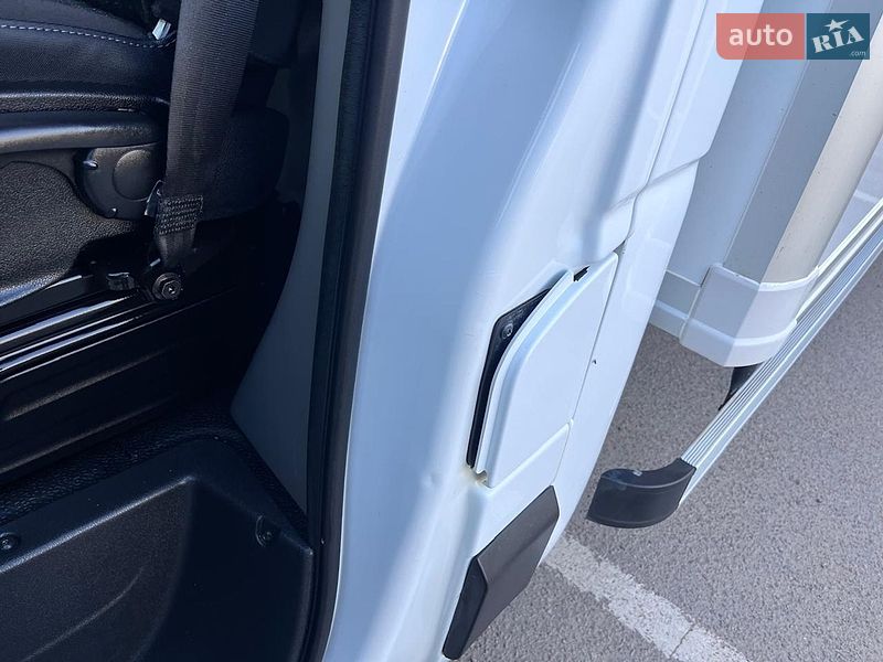 Вантажний фургон Renault Master 2017 в Дубні