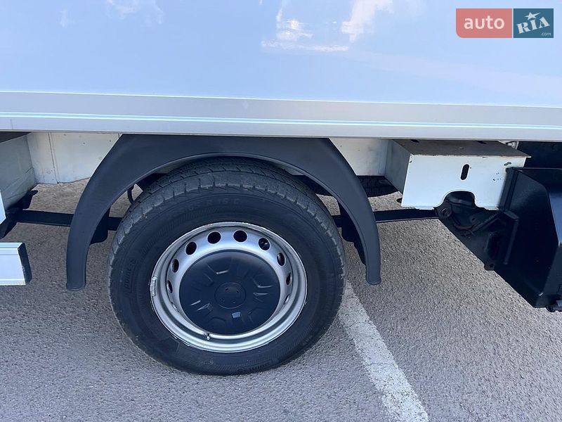 Вантажний фургон Renault Master 2017 в Дубні