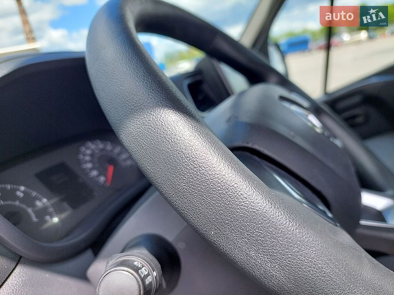 Микроавтобус грузовой (до 3,5т) Renault Master 2020 в Львове