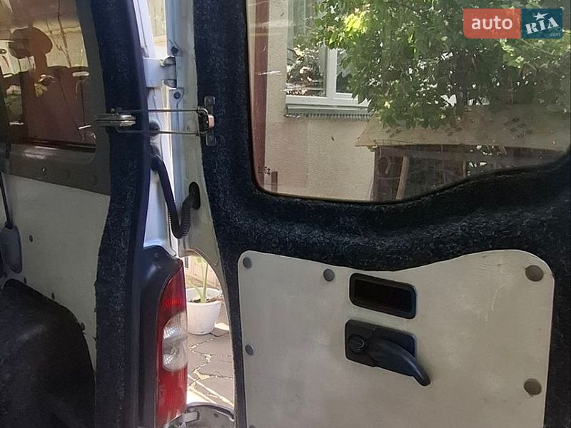 Мінівен Renault Master 2003 в Мукачевому фото 11 Мінівен Renault Master 2003 в Мукачевому