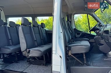 Мікроавтобус Renault Master 2015 в Дубні