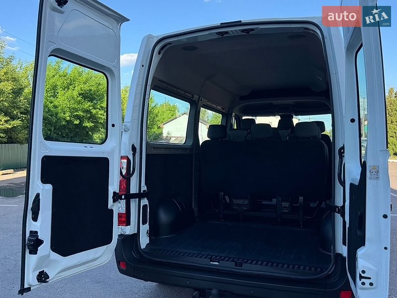 Мікроавтобус Renault Master 2015 в Дубні