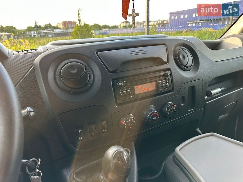 Автовоз Renault Master 2016 в Стрые