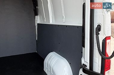 Вантажопасажирський фургон Renault Master 2017 в Млиніві фото 16 Вантажопасажирський фургон Renault Master 2017 в Млиніві