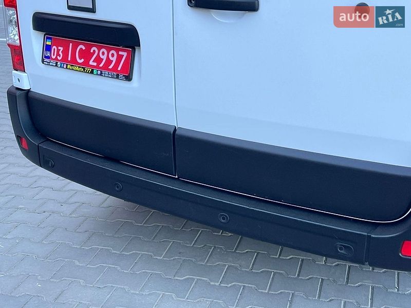 Грузовой фургон Renault Master 2023 в Днепре