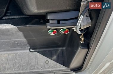 Автовоз Renault Master 2016 в Дубні