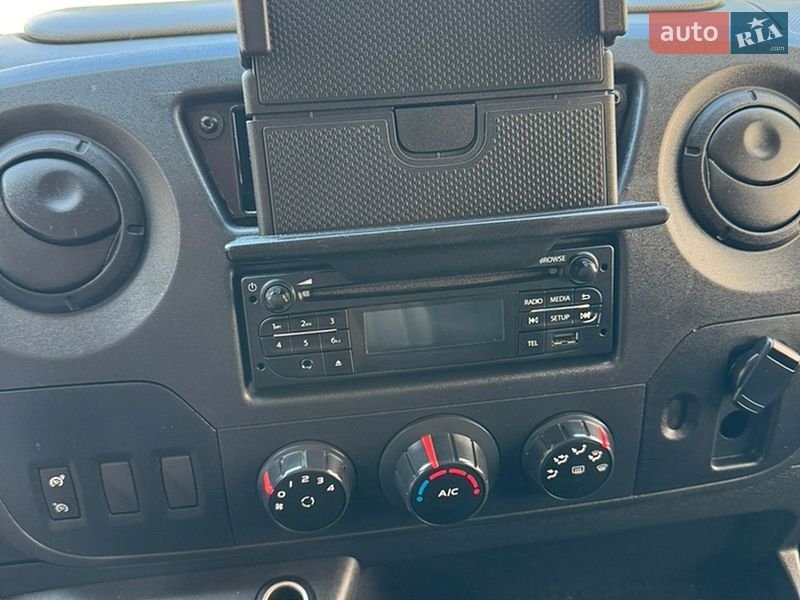 Автовоз Renault Master 2016 в Дубні