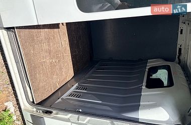 Вантажний фургон Renault Master 2014 в Києві