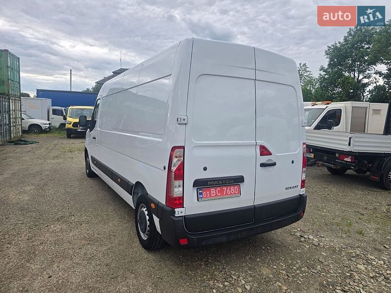Вантажний фургон Renault Master 2022 в Стрию