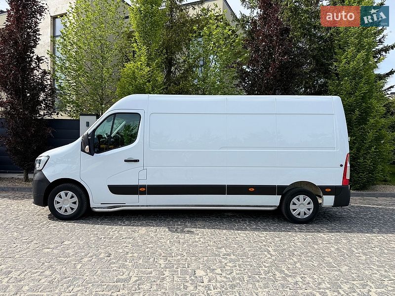 Грузовой фургон Renault Master 2022 в Львове