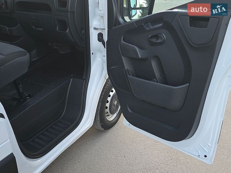 Грузовой фургон Renault Master 2019 в Житомире
