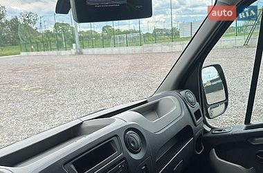 Грузовой фургон Renault Master 2016 в Львове