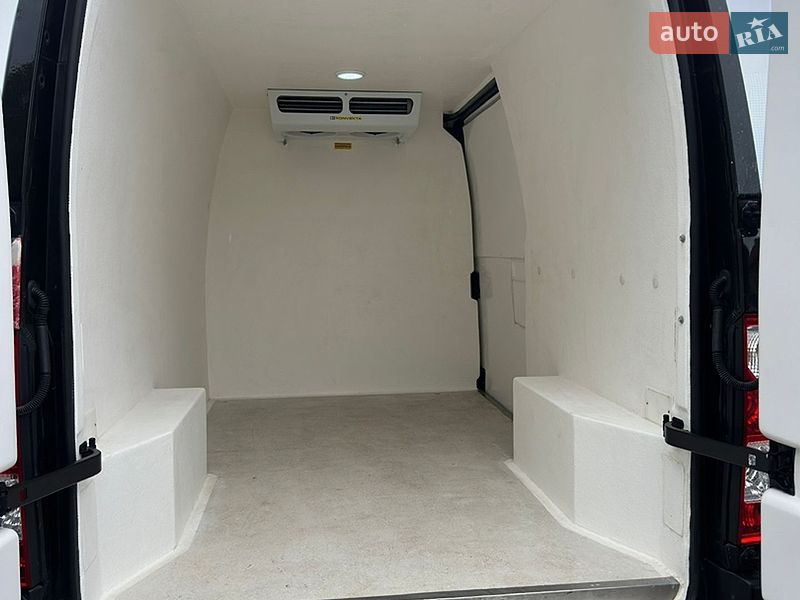 Грузовой фургон Renault Master 2019 в Львове