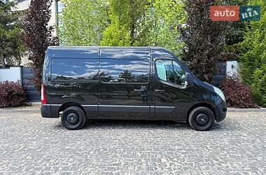 Вантажний фургон Renault Master 2016 в Львові