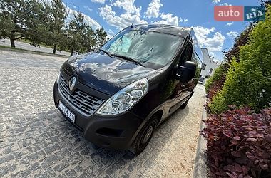 Вантажний фургон Renault Master 2016 в Львові