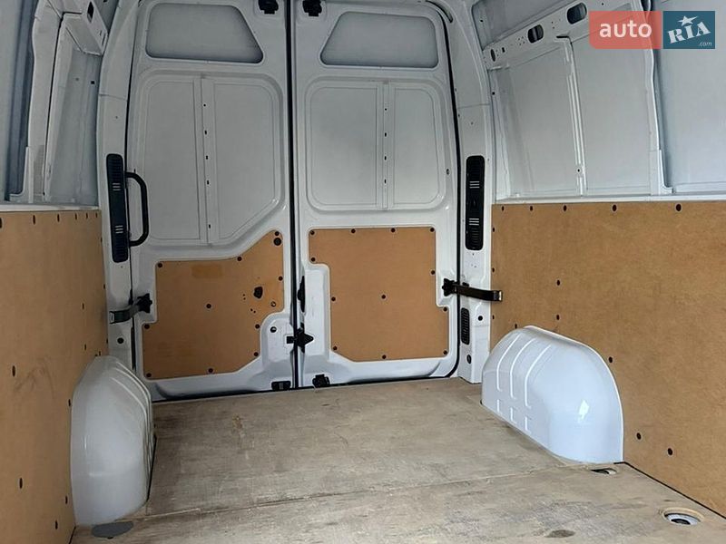 Вантажний фургон Renault Master 2021 в Луцьку