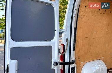 Вантажний фургон Renault Master 2012 в Одесі