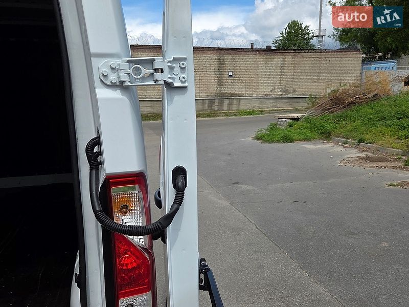Грузовой фургон Renault Master 2024 в Днепре