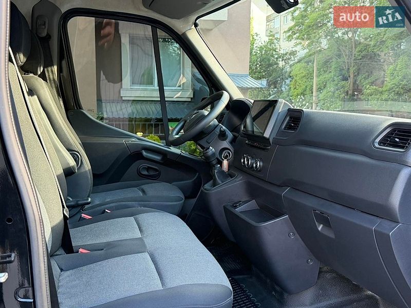 Вантажний фургон Renault Master 2023 в Миколаєві