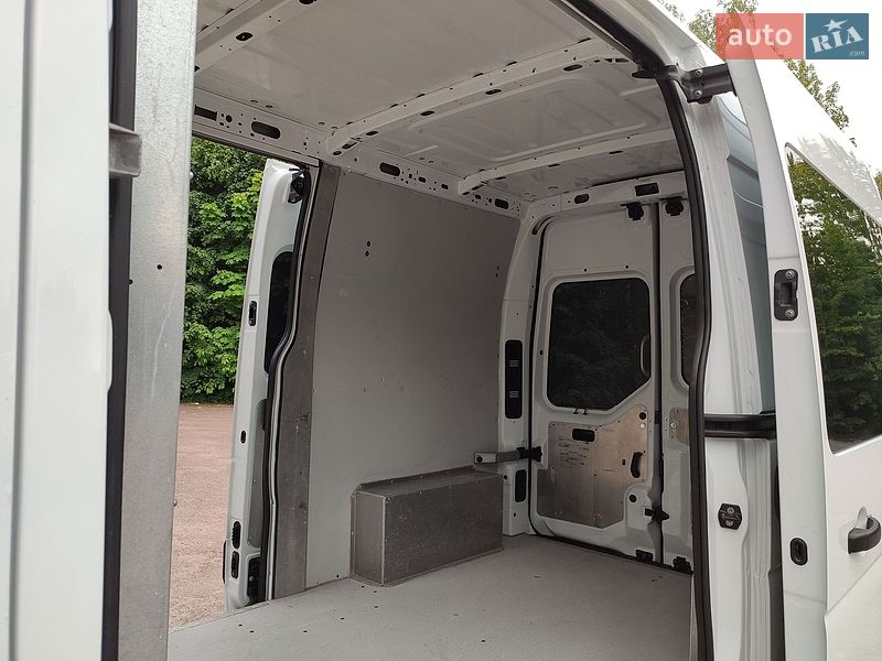 Грузовой фургон Renault Master 2017 в Бердичеве